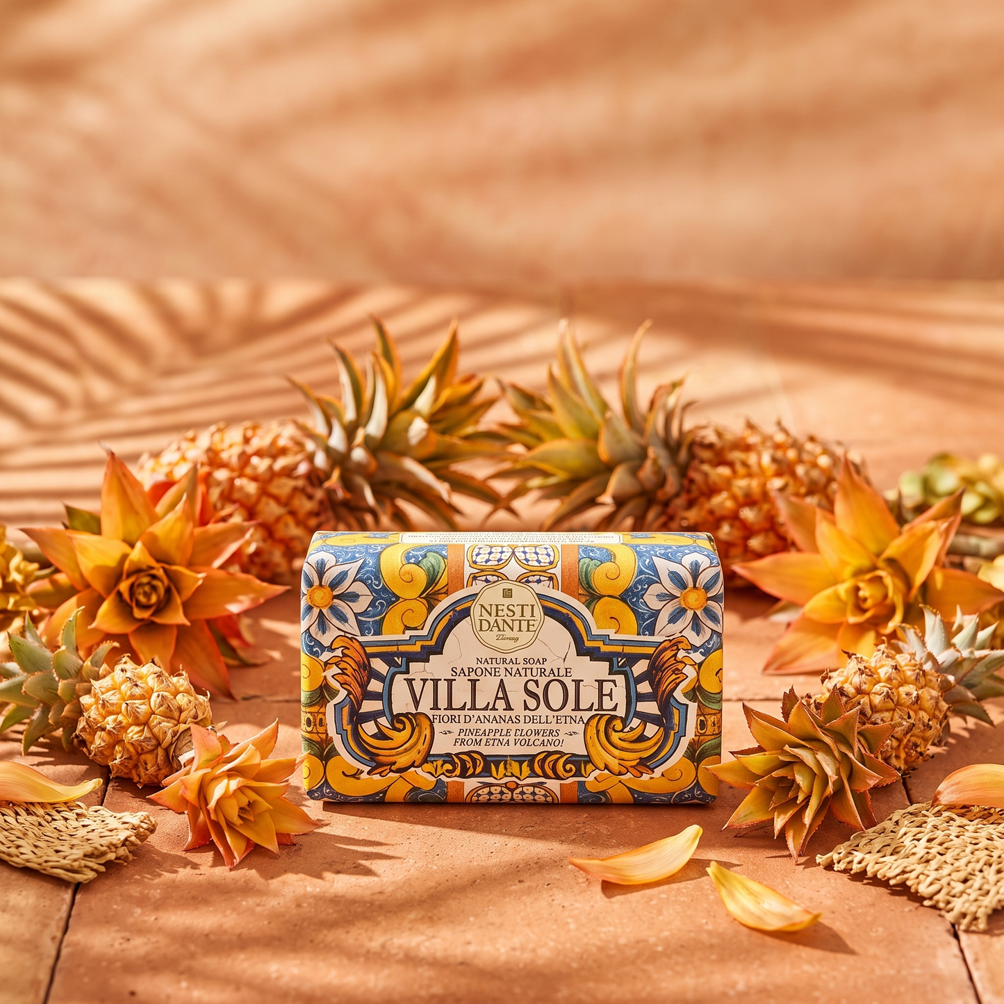 Nesti Dante Villa Sole Pineapple Flowers Natural Soap Bar 250g – From Mount Etna, Sicily, Vegetable Base, Handcrafted Italian Luxury Soap, Made in Florence Italy